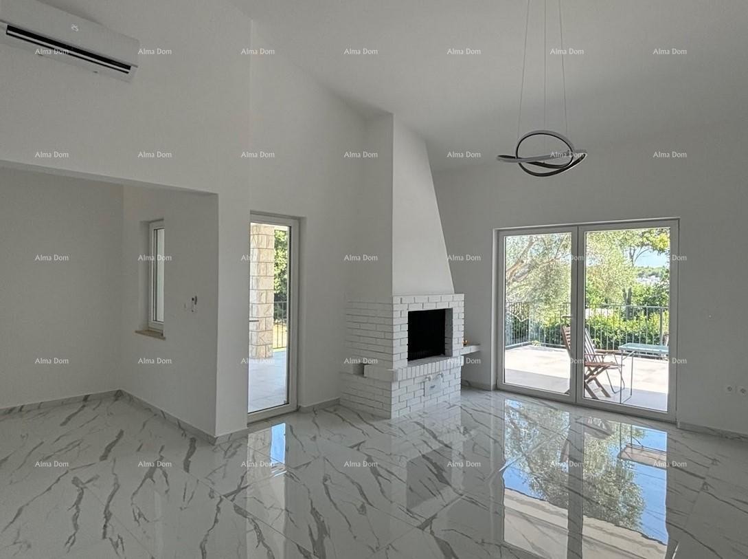 УМАГ – Дом с бассейном и тремя отдельными апартаментами 22