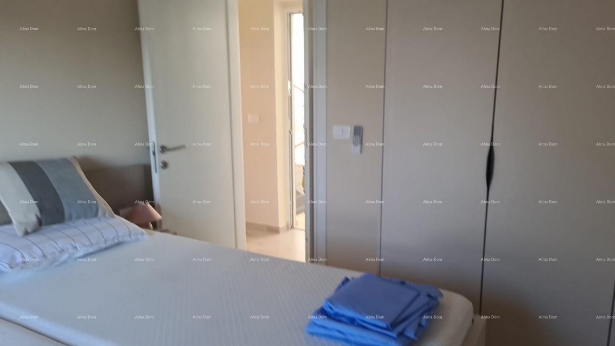 Moderen apartma v bloku E, s parkirnim mestom in shrambo v bližini Umaga! 14