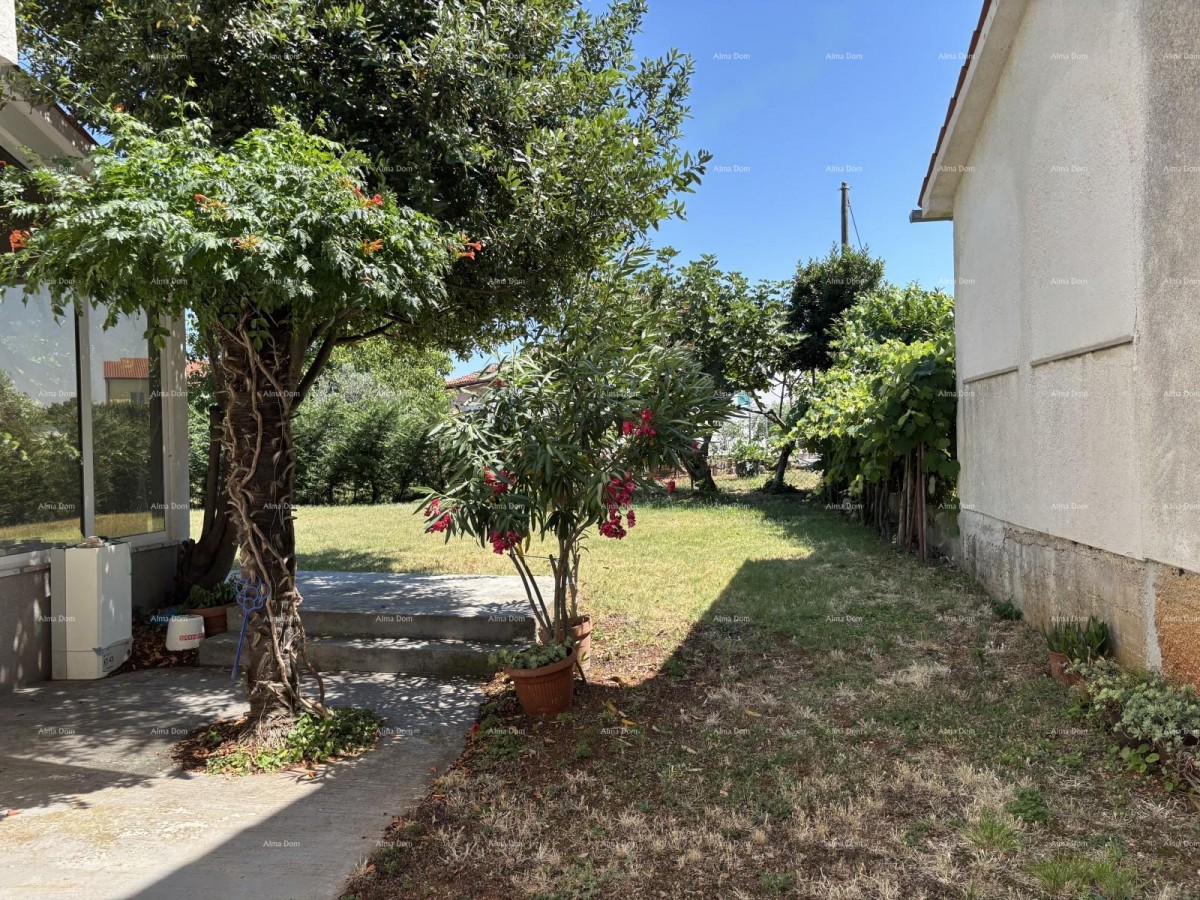 VALBANDON - Kuća s dva stana – idealna za obiteljski život ili investiciju 14