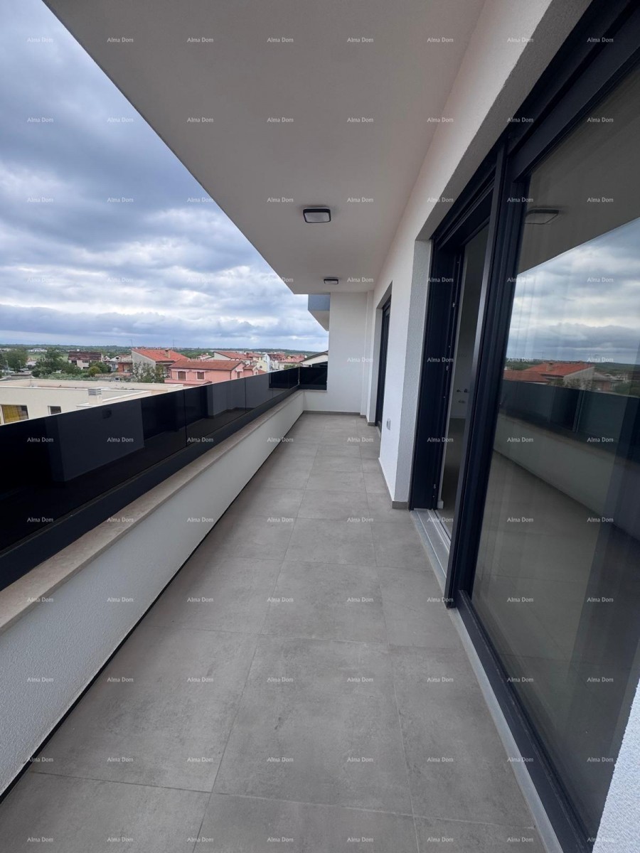 Prodaja stana u novogradnji s pogledom na more, Umag, 16