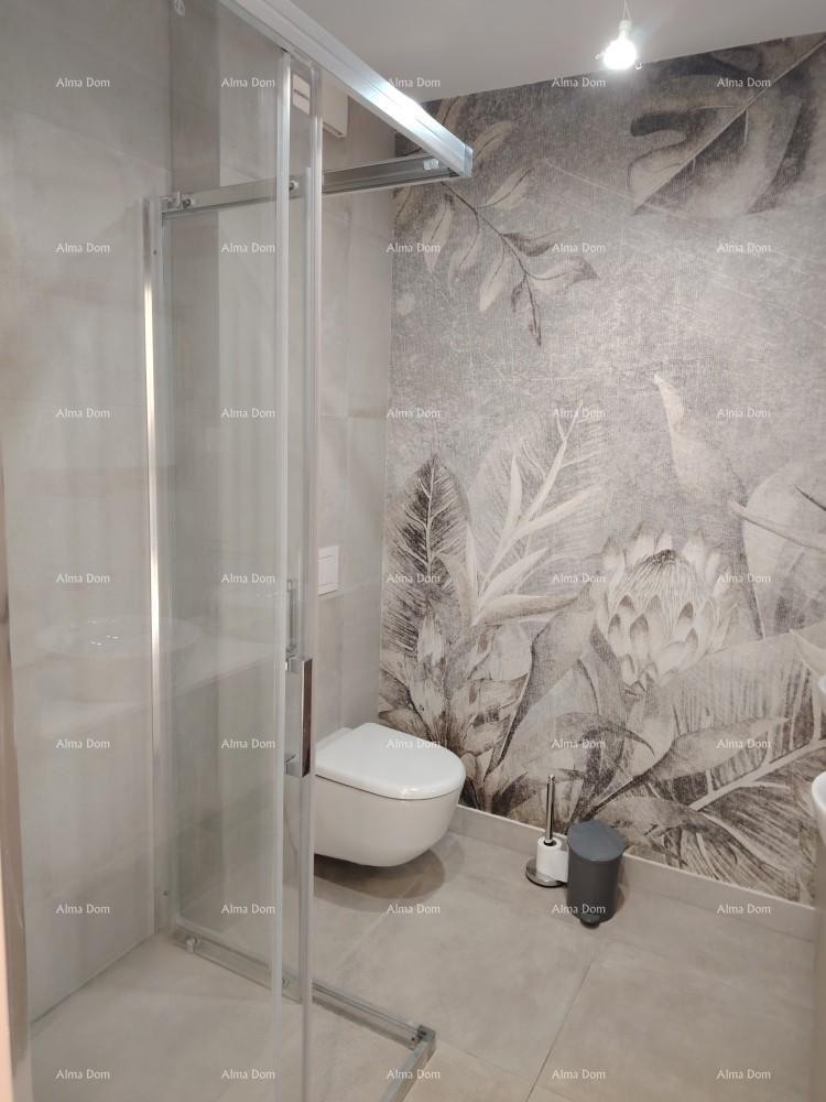 Eccellente appartamento trilocale con giardino e piscina, arredato 20