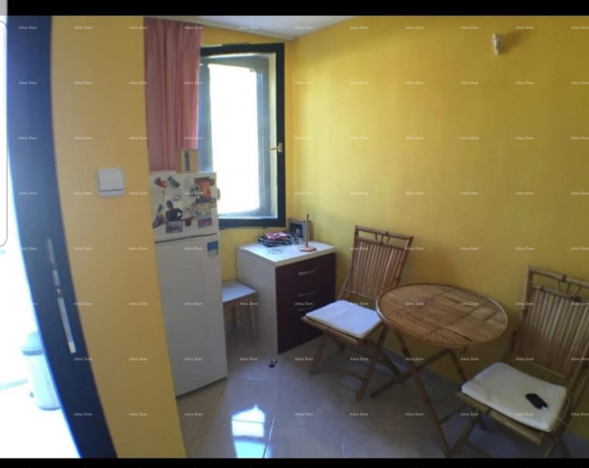 Продаётся квартира 38 м² в Новиграде 5