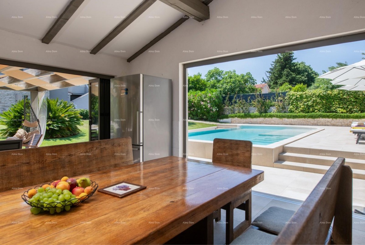 Prodaja - luksuzna vila s bazenom i dodatnim objektom, na prostranoj okućnici, Ližnjan! 17