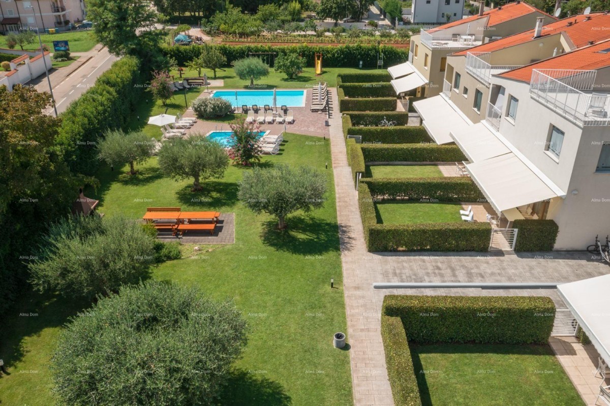 Luksuzno dvoetažno stanovanje – Poreč 1