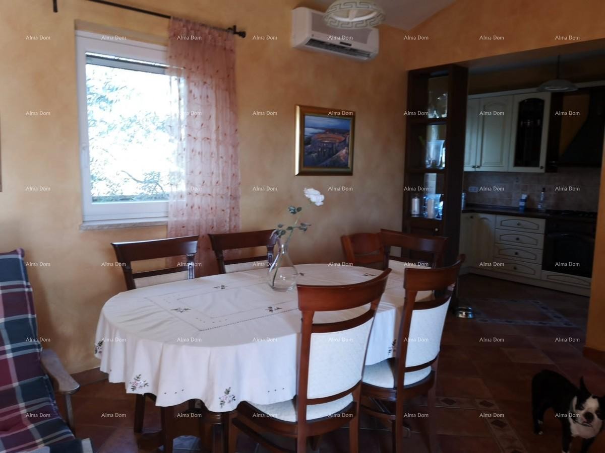 Beautiful house with large pool 5