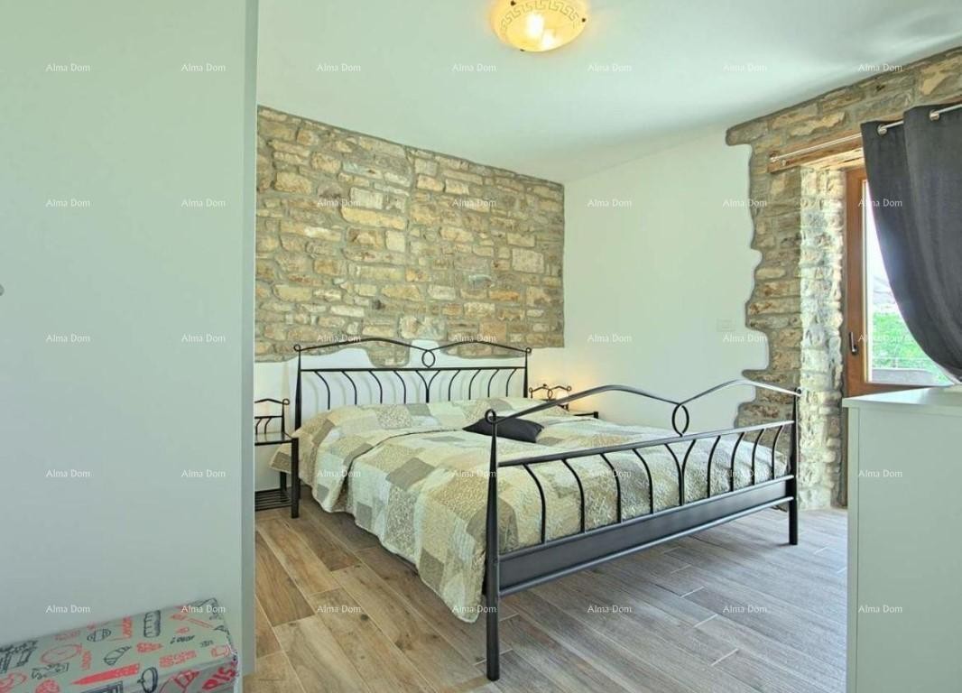 Prodaje se kamena kuća s pogledom na more, Buje 8