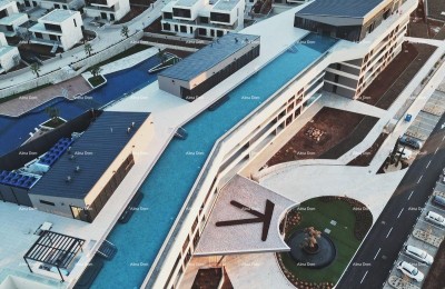 Luksuzni resort s krovnim infinity bazenom! Prodaja stana s pogledom na more i parkirnim mjestom! Umag!