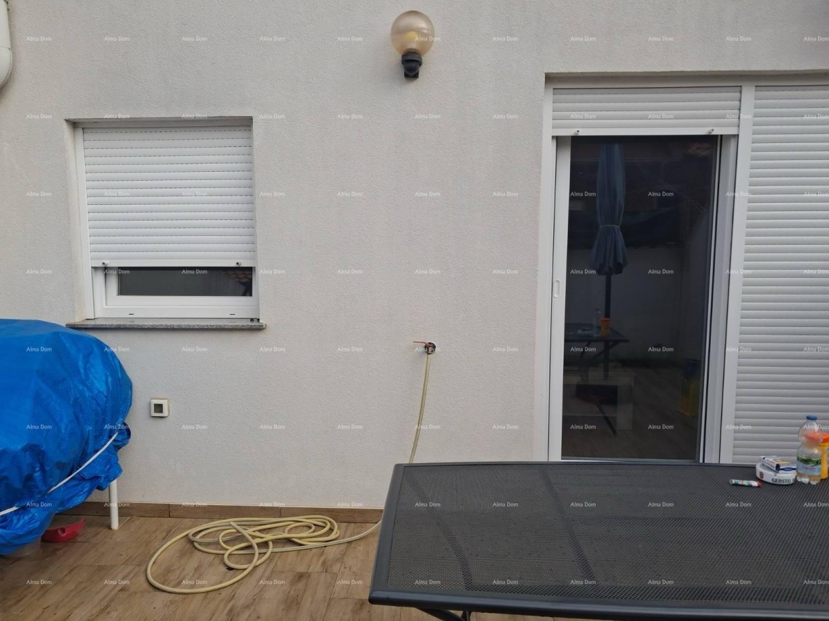 Bellissimo appartamento con giardino e posto auto, vicino a Pula 9