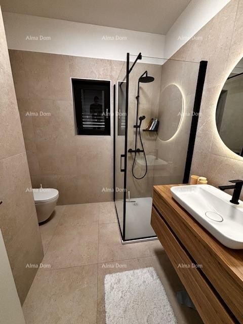 Prodaje se samostojeća moderna prizemna kuća, Bale! 12