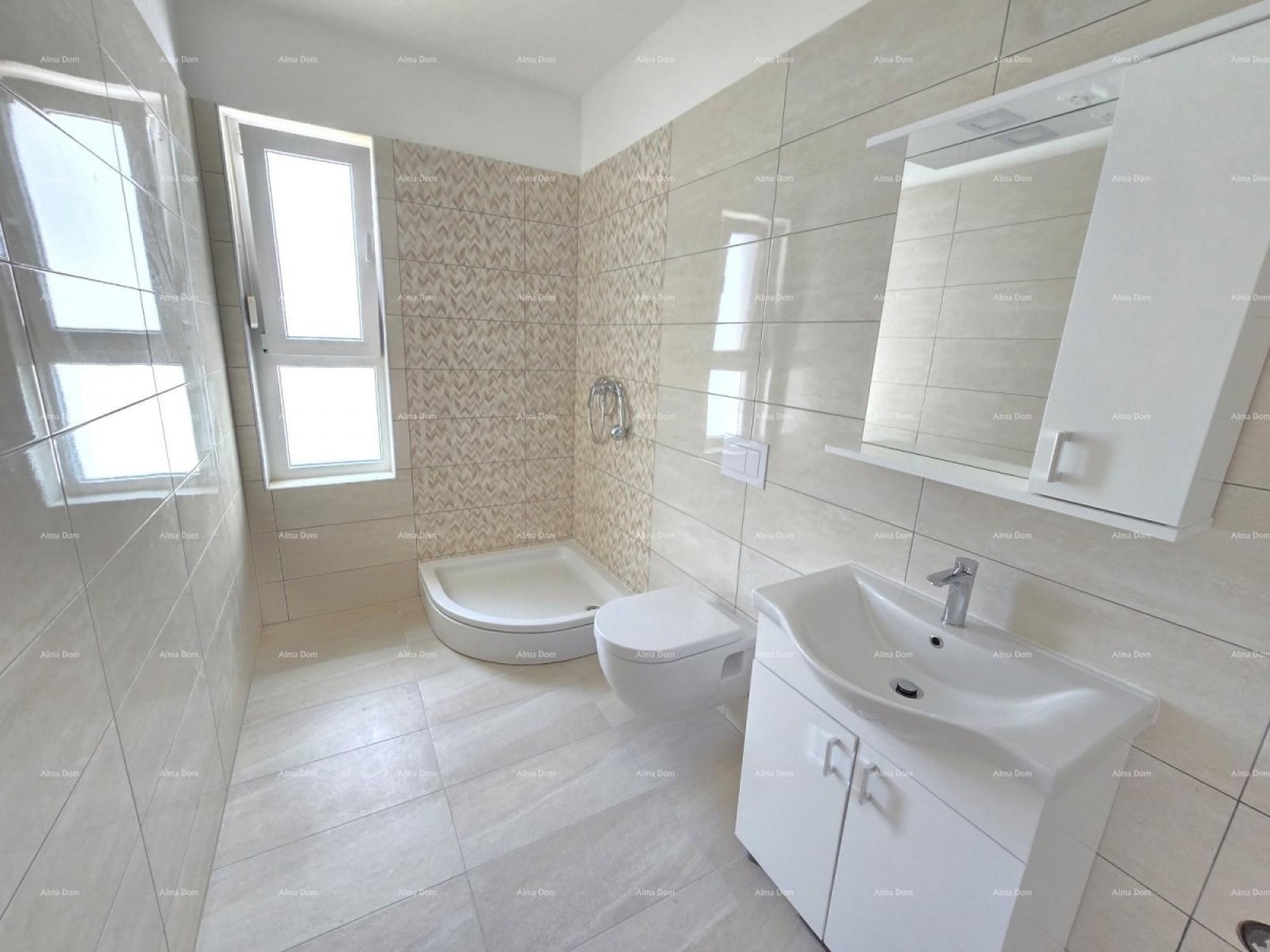 Prostran stan v Fažani, blizu centra in morja, popoln za življenje ali počitnice! 12