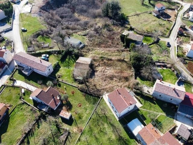 Prodajemo veliku samostojeću kuću sa velikom okućnicom! 5