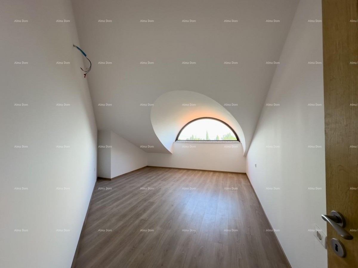 We are selling an apartment with a beautiful view of the sea! Premantura! 21