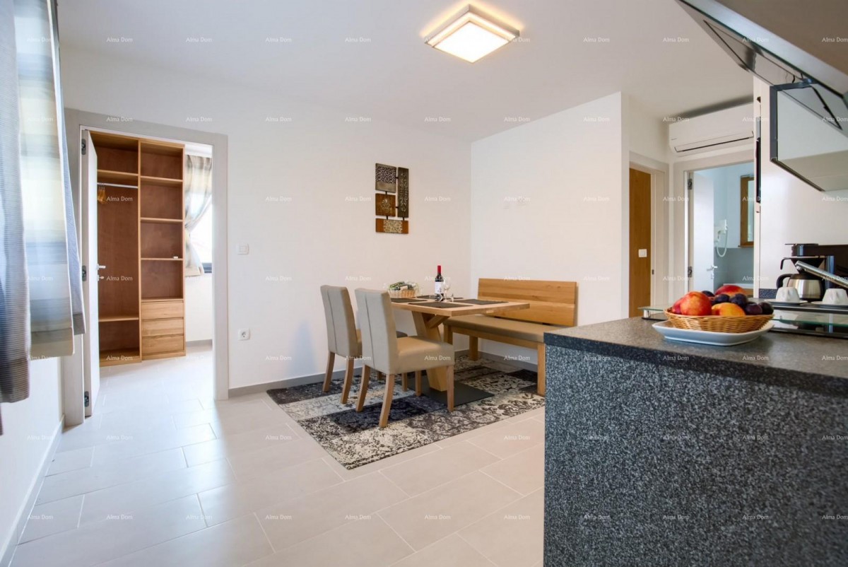 Eccellente opportunità! Casa moderna con 6 appartamenti, a soli 250 m dal mare, Medulin! 6