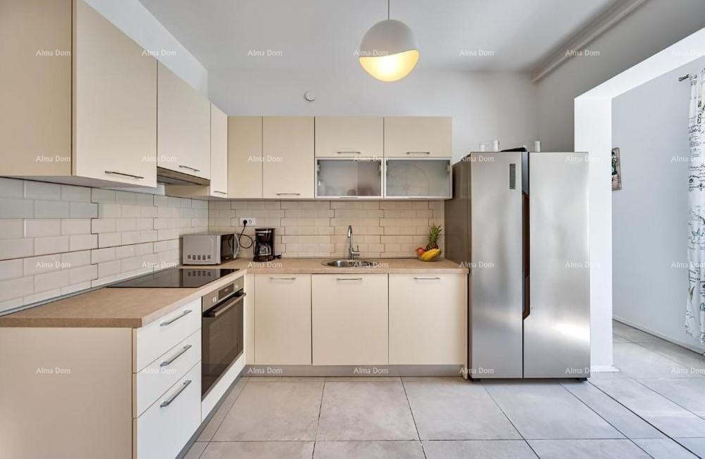 Prodaje se kuća s bazenom i pogledom na more – Ližnjan 13