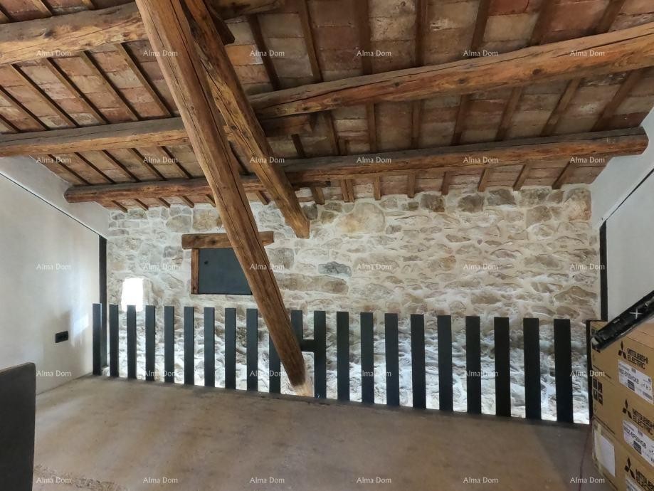 Samostojeca Kamena Kuća na Prodaju 10