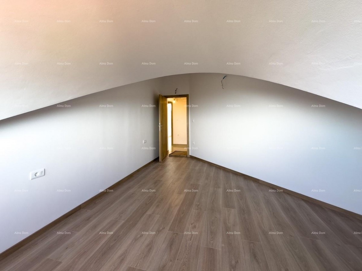 We are selling an apartment with a beautiful view of the sea! Premantura! 23