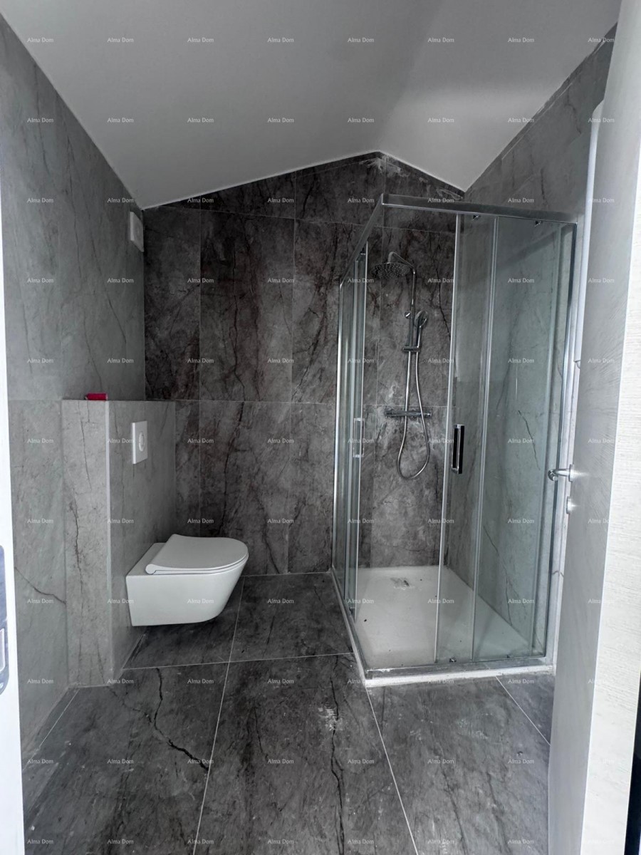 Sale of a luxury two-story apartment with a parking space, Valbandon! 23