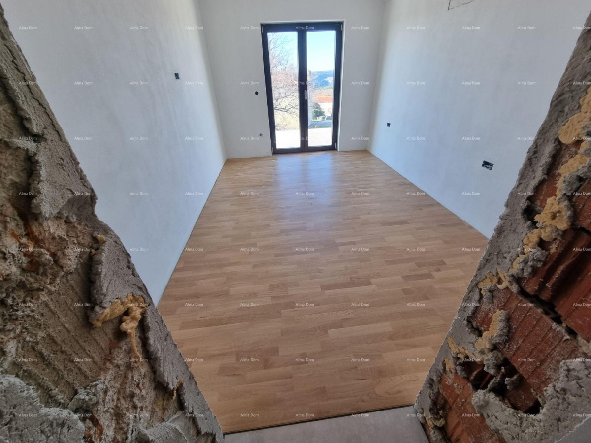 Prodaje se kuća s bazenom i pogledom na more – mirno selo Raša 10