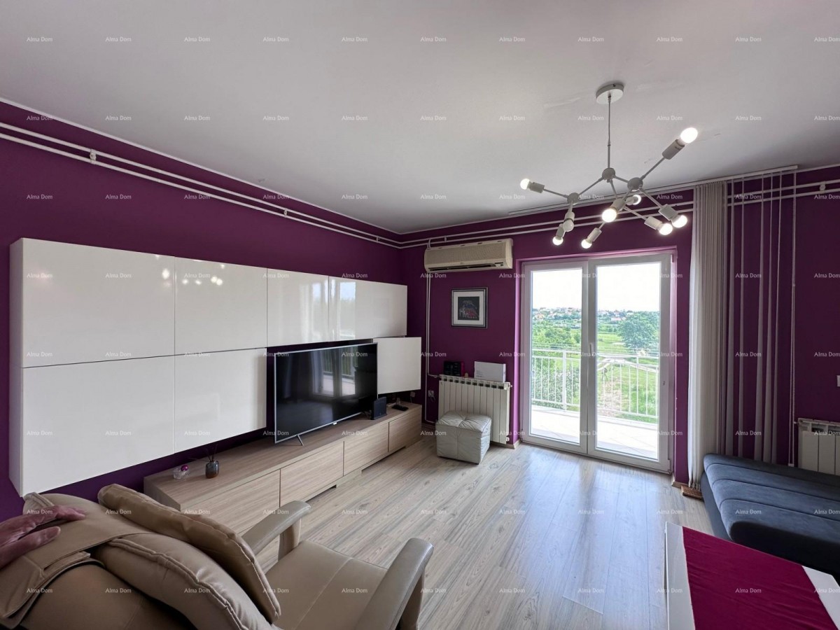 Продаем квартиру в тихом месте Бусолера. 12