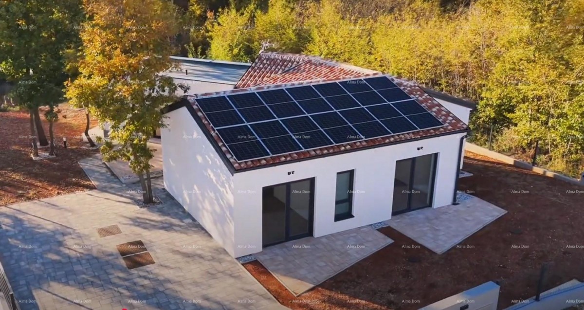 KOŽLJANI - Moderna hiša z bazenom. Blizu gozda, 15 minut do morja 42