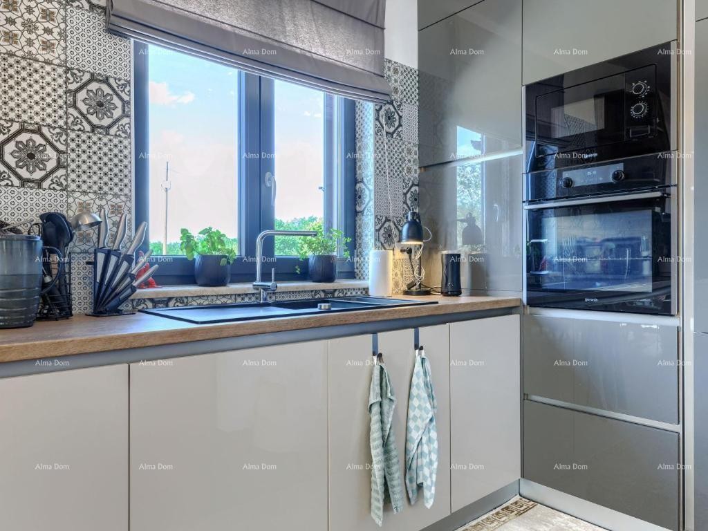 In vendita villa di lusso con piscina in un'oasi verde nei dintorni di Labin 10