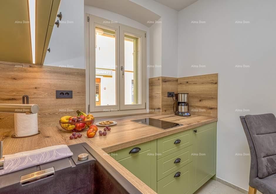 Vendesi una bella palazzina con tre appartamenti nel centro, Orsera! 3