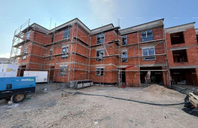 Vendita - appartamento al piano terra, in un nuovo complesso residenziale, Valdebek, Pula!