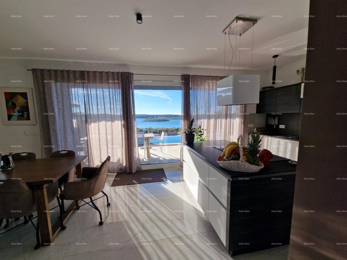 Prodaja luksuzne vile v Medulinu – 100 m od morja 30