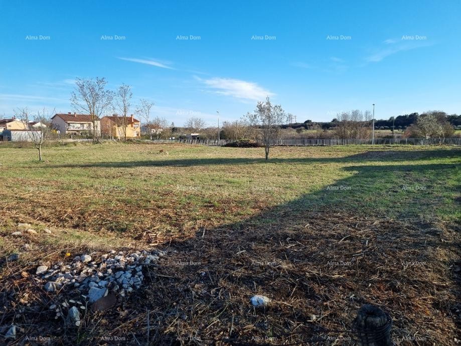 Zazidljivo zemljišče v Štinjanu! 1