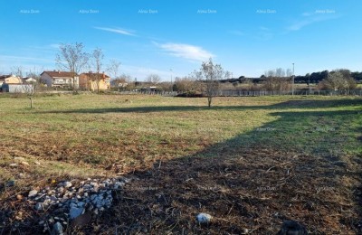 Zazidljivo zemljišče v Štinjanu!