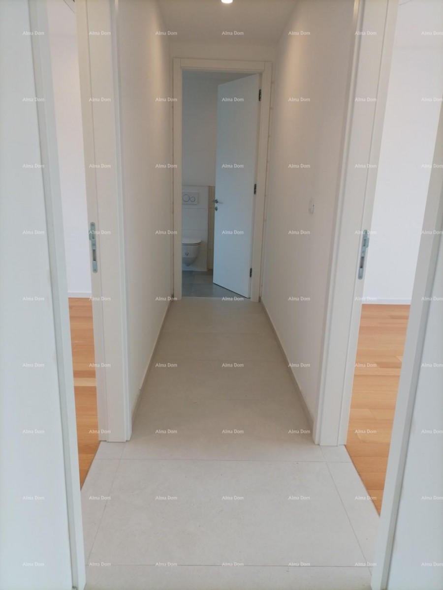 Moderní rekreační vila v uzavřeném komplexu s vilami na pobřeží moře. 24