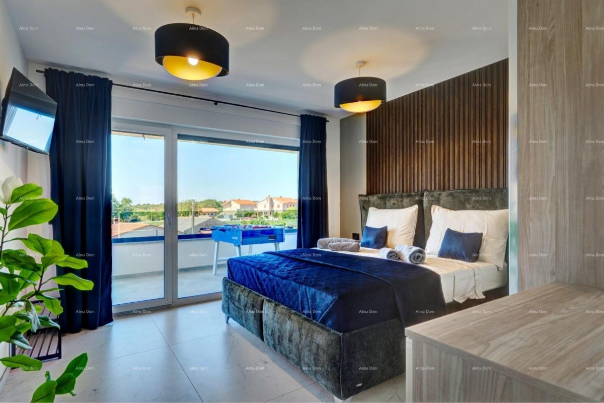 Moderna vila z bazenom in savno, Marčana! 13