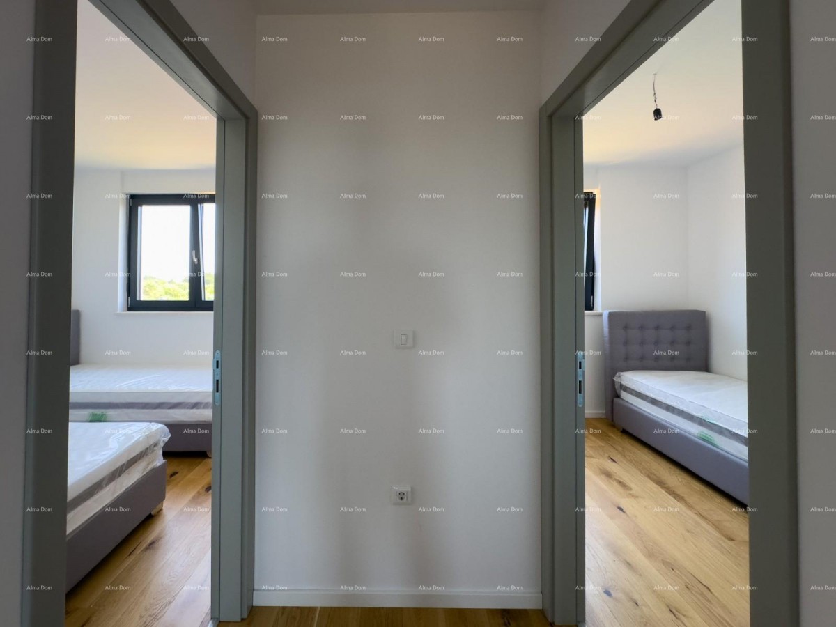 Spacious apartment in Pula with three bedrooms and modern amenities near the city center 25