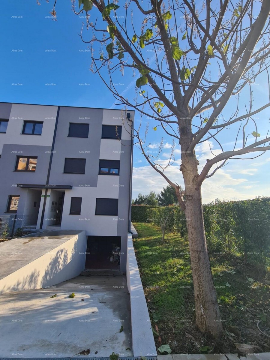 Prodaje se stan u Puli 26