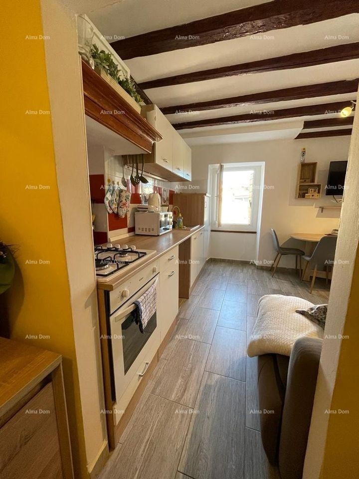 Two apartments and a commercial space, Rovinj 2