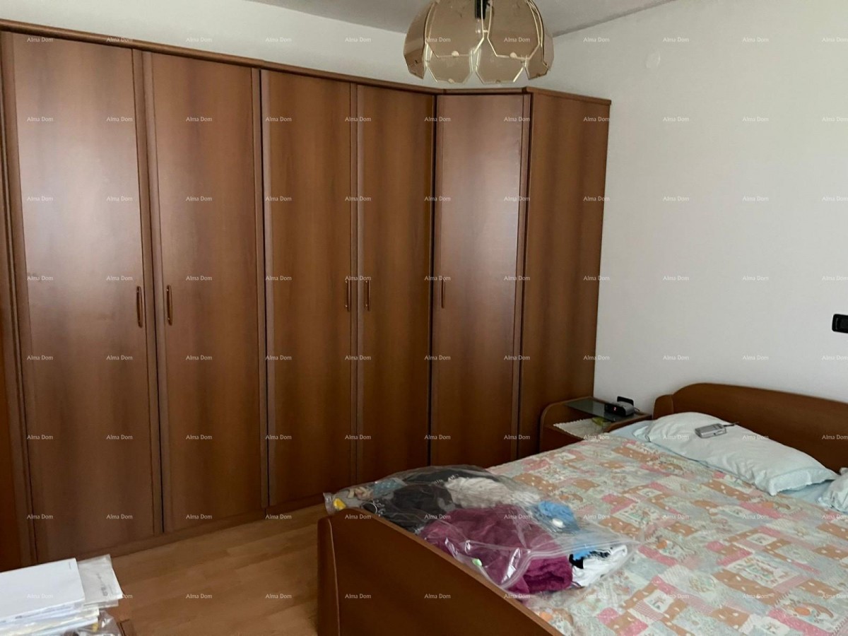 Umag! Kuća s velikom okućnicom i terasom. 14