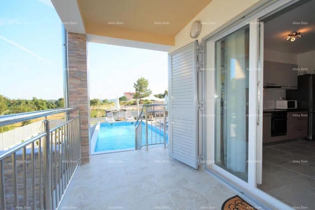 Prodaja - Moderna dupleks kuća s dvije odvojene stambene jedinice, Medulin! 5