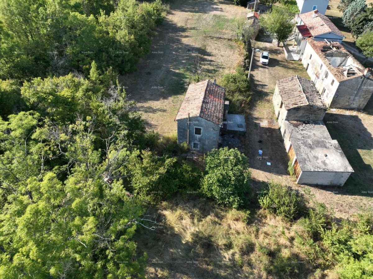 Kršan – in vendita vecchia casa in pietra 1