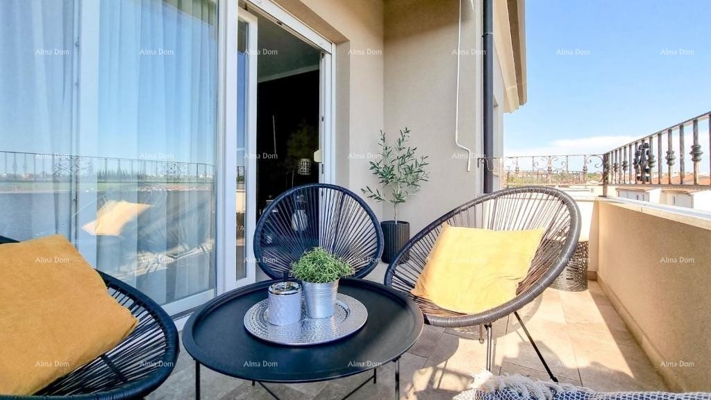 Novigrad – Appartamento su due piani di 84 m² con terrazza e parcheggio 10