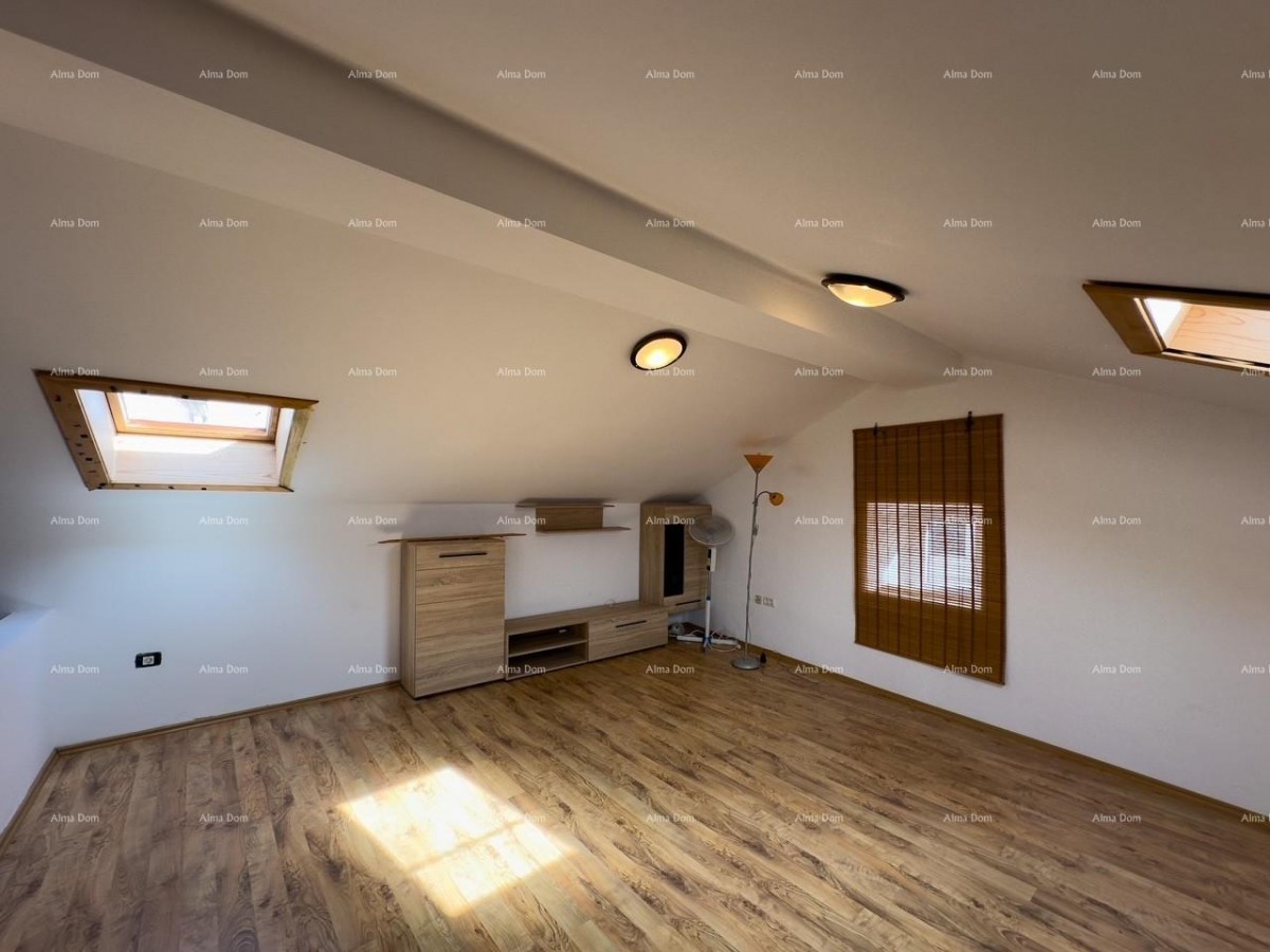 Vendita di una casa ristrutturata e arredata con vista mare, Medulin! 26