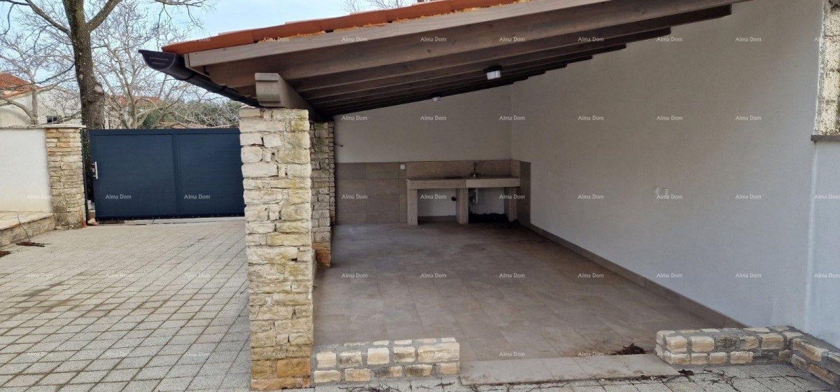 For sale: House with a pool and yard – peaceful village near Barban 5