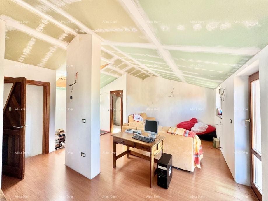 Pomer, House 246 m² with yard 13