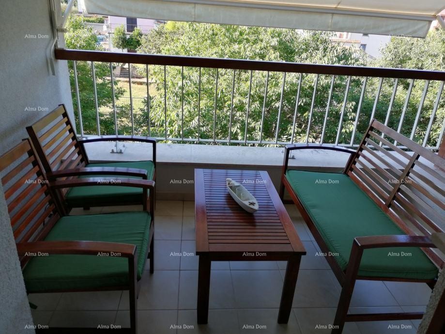 Rovinj – Apartma z 2 spalnicama in parkirnim mestom v garaži 17