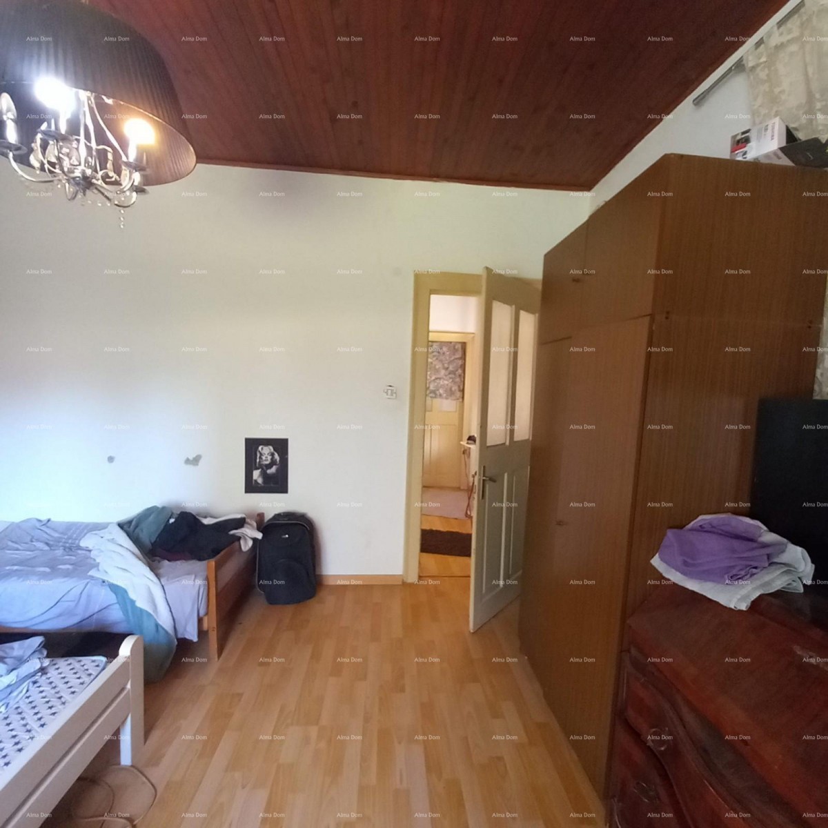 Pula! Prizemnica z velikim vrtom in teraso. 8