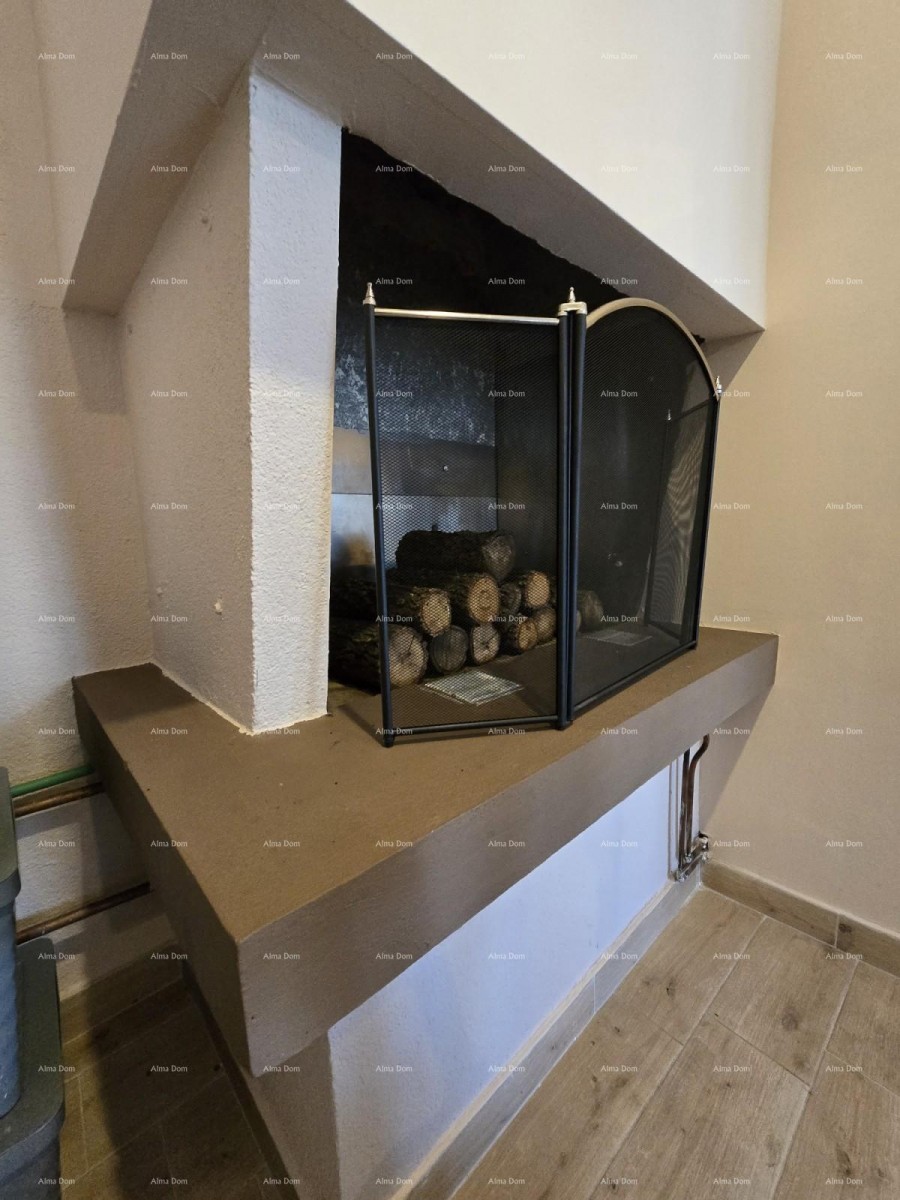 Zadnja hiša v vrsti, s jacuzzijem! Marčana. 23