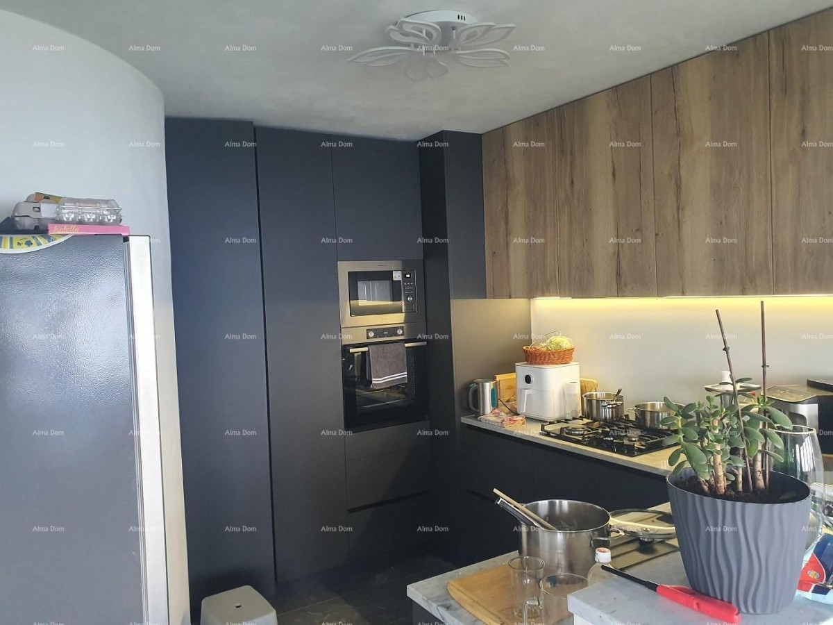 Apartmanska kuća s pogledom na more 6