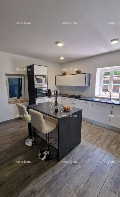 Отреставрированный истрийский каменный дом с бассейном 18