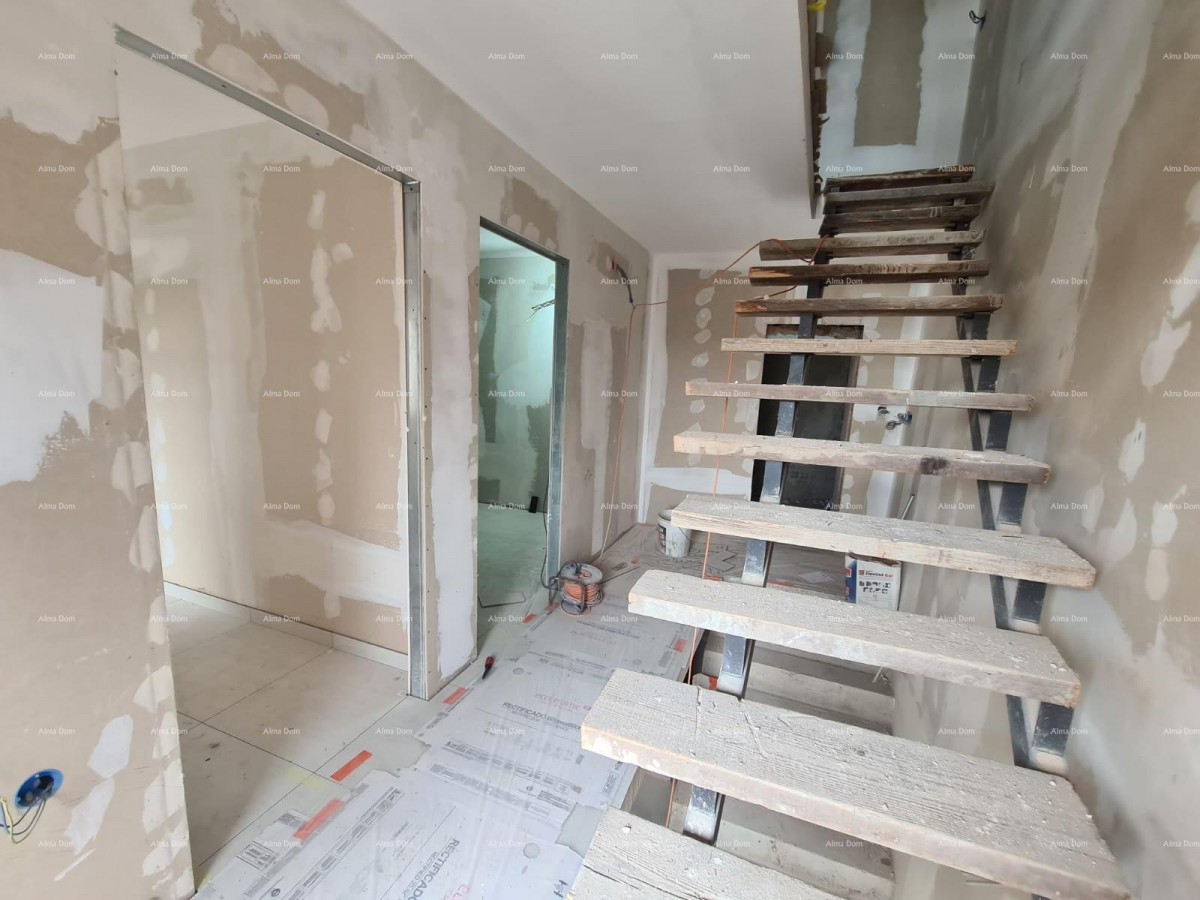 Продается дом с погребом в стадии ремонта, КРНИЦА! 22