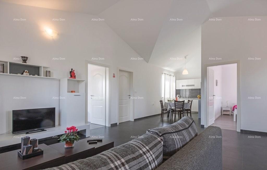 Casa con piscina in vendita, Dignano 12