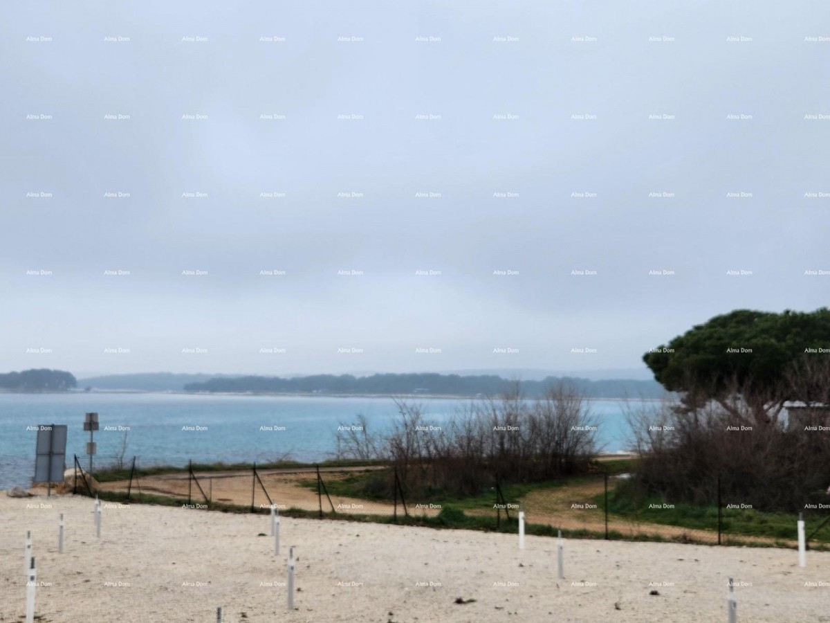 MEDULIN, POŠESI, STAN S POGLEDOM NA MORE, 150 m OD MORA 1